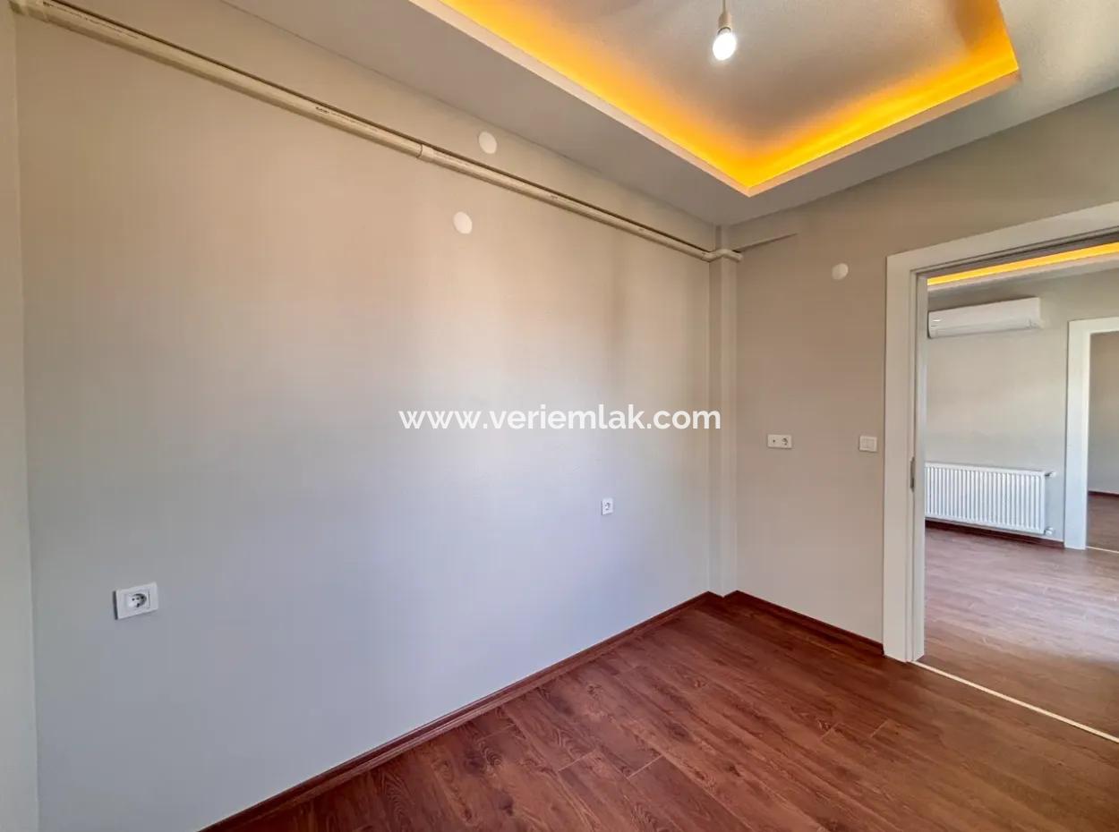Pleasant Living Space Designed With Modern Details In The City Center!