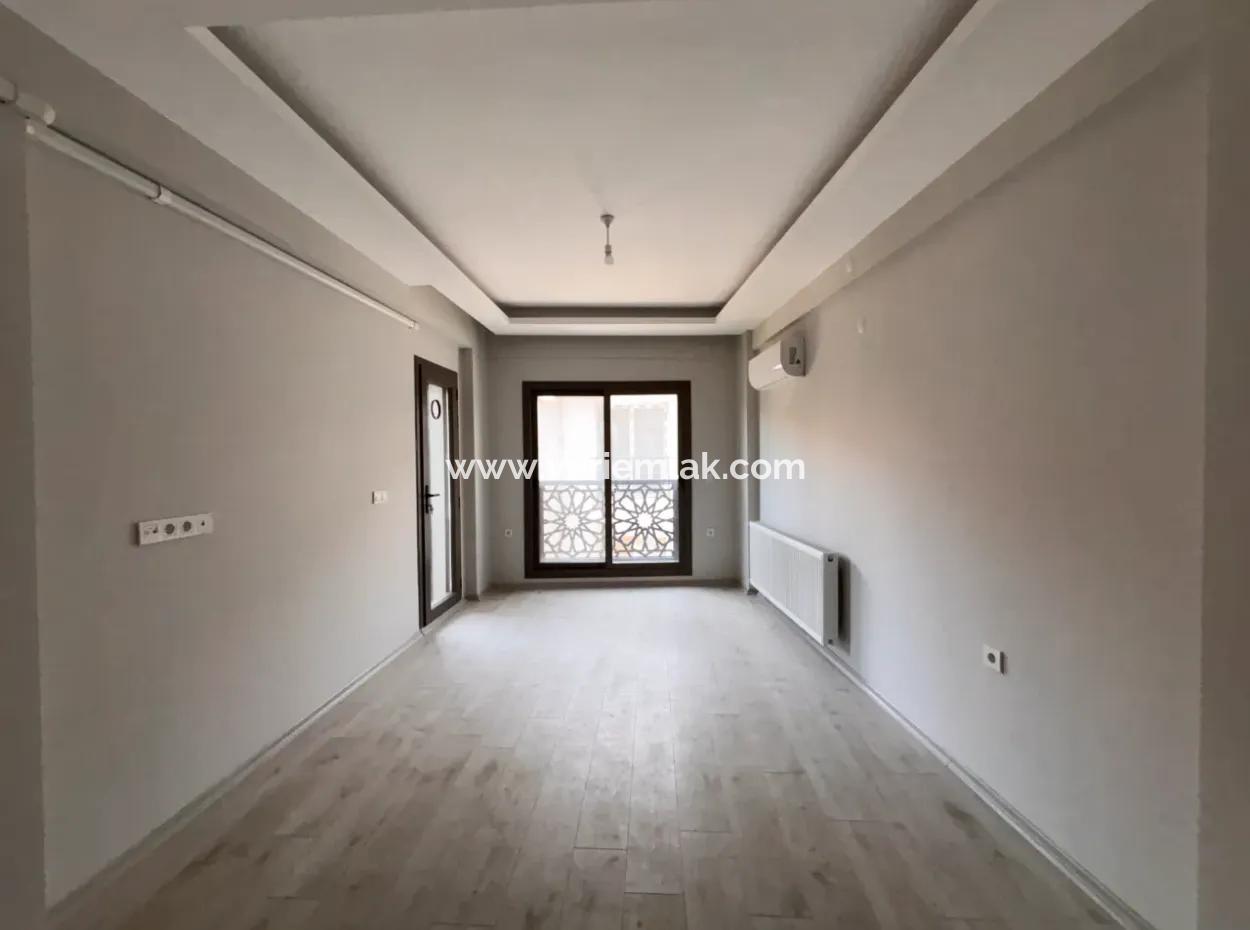 2 1 Apartment For Sale In The City Center With Indoor Parking, Elevator And Balcony