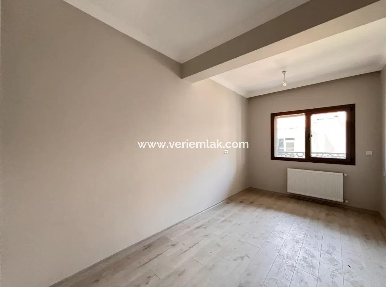 2 1 Apartment For Sale In The City Center With Indoor Parking, Elevator And Balcony