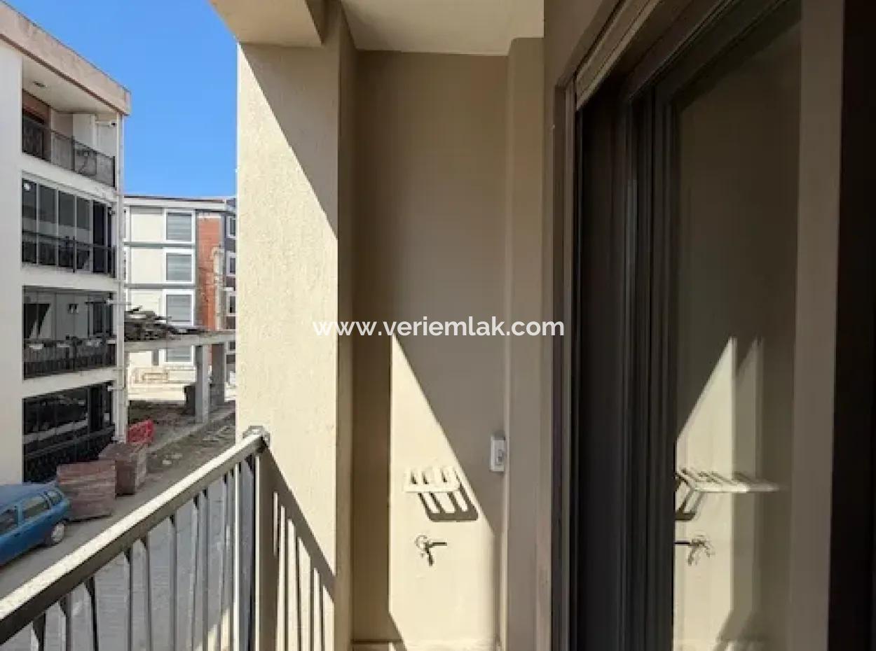 Modern 1 1 Apartment For Sale In Seferihisar Çolak İbrahim Neighborhood