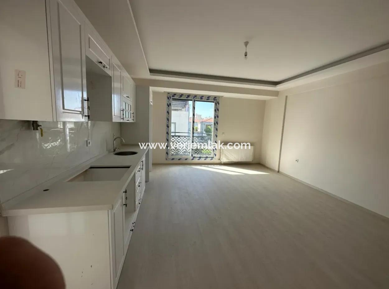 Stylish And Useful Living Space In A Central Location From Veri