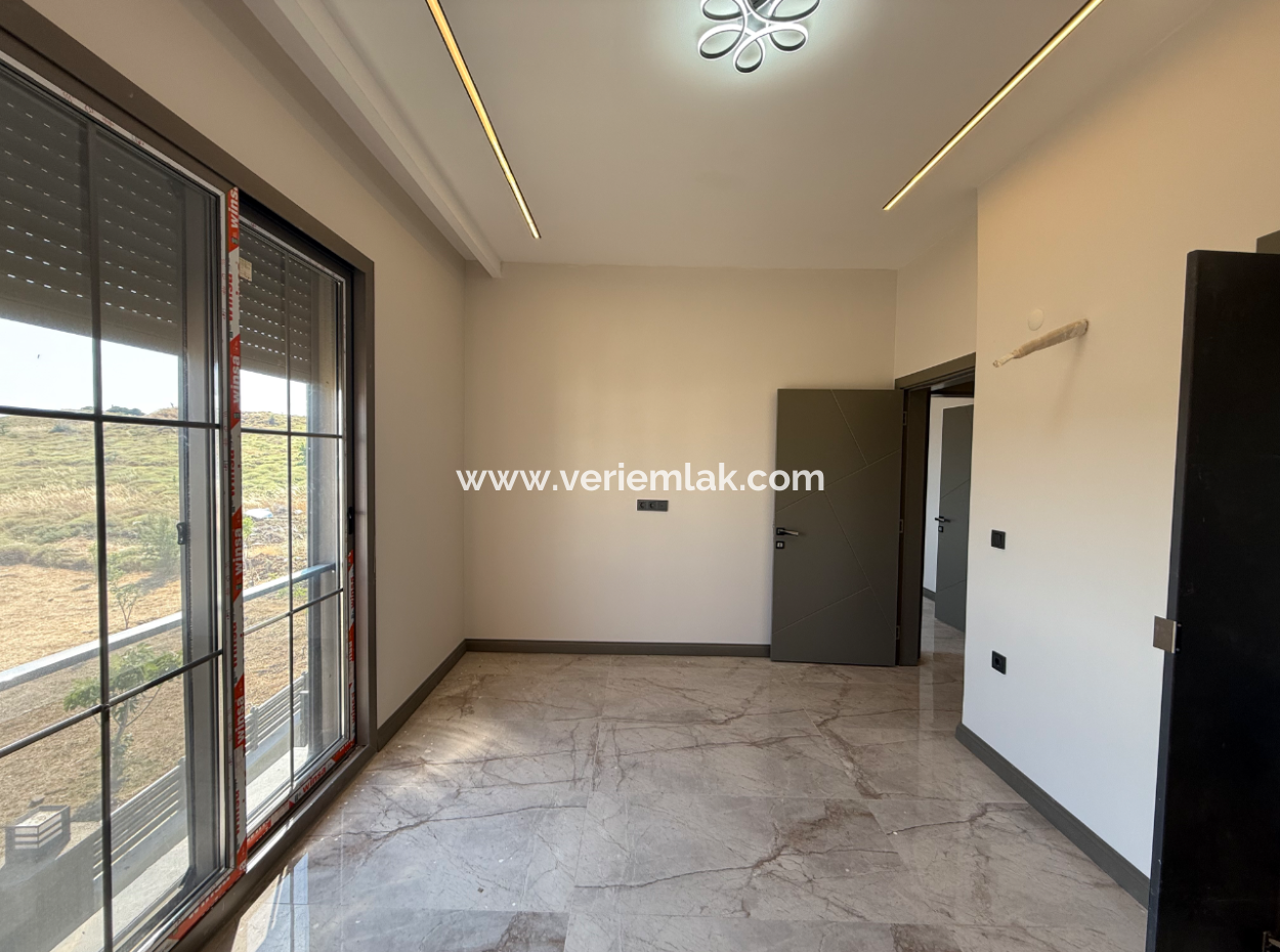 Modern Villa With Pool For Sale Near Seferihisar Akarca Bora Bora Houses