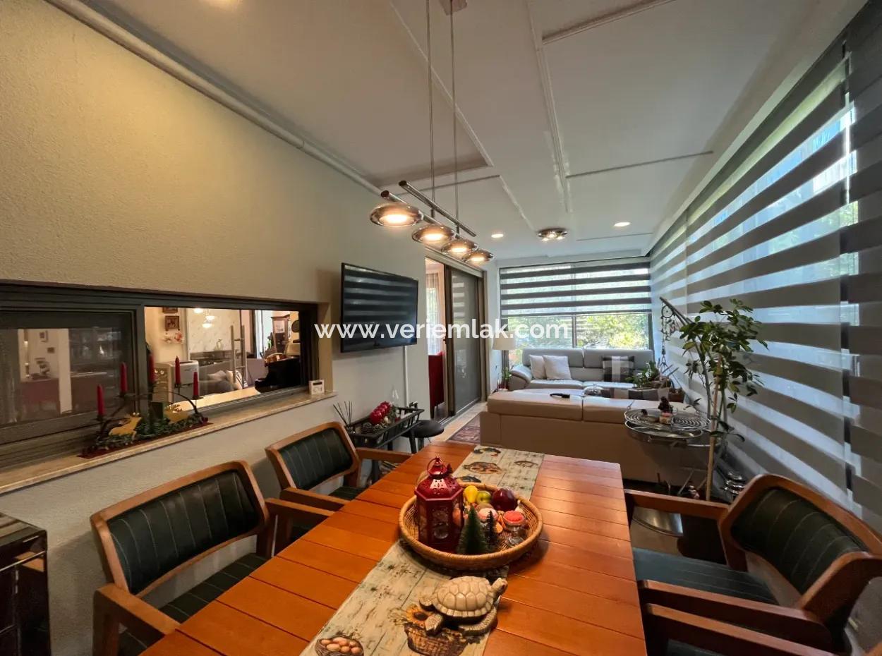 Private Villa With Terrace And Winter Garden In A Corner Location In Saygin Stil Yali
