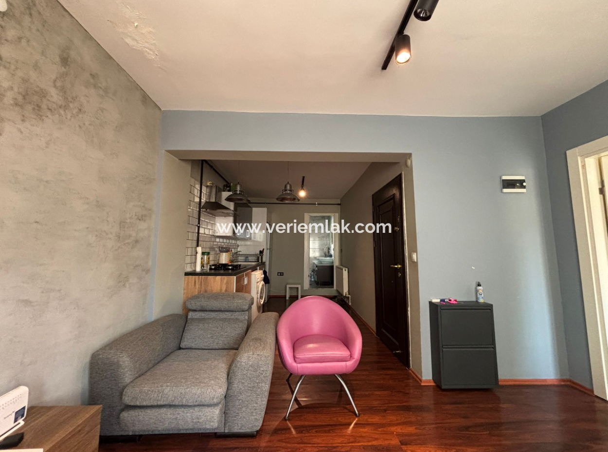 1 1 Modern Furnished Apartment For Rent In Alsancak Kahramanlar
