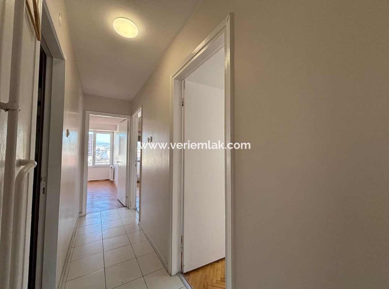 Alsancak Gazi School Opposite Open Front 3 1 Well-Kept Flat For Rent