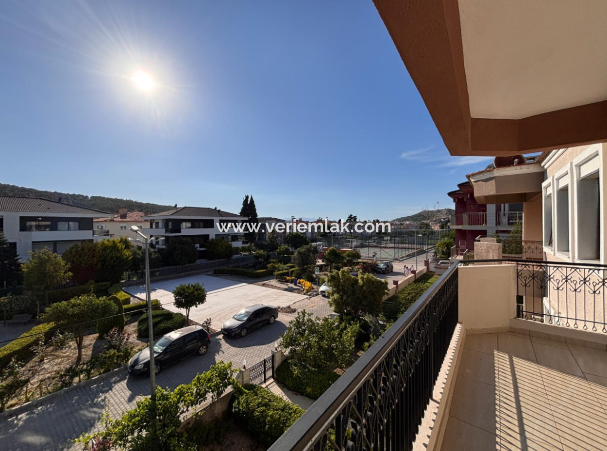 Fully Furnished Flat For Rent In Çeşme Musalla Neighborhood