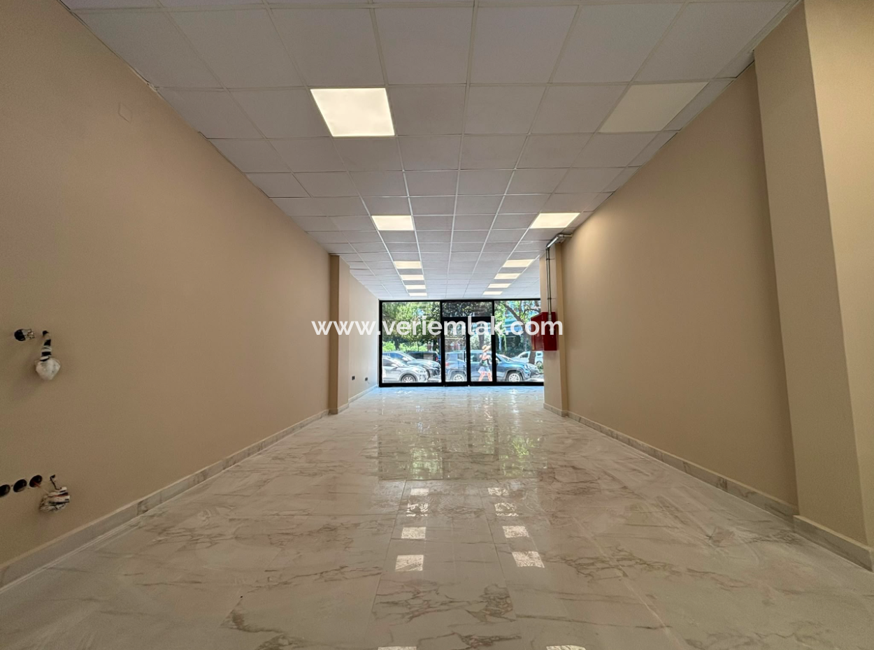 Alsancakswiss Hotel Karşisinda70M2 Free Shop For Rent With Net Wc