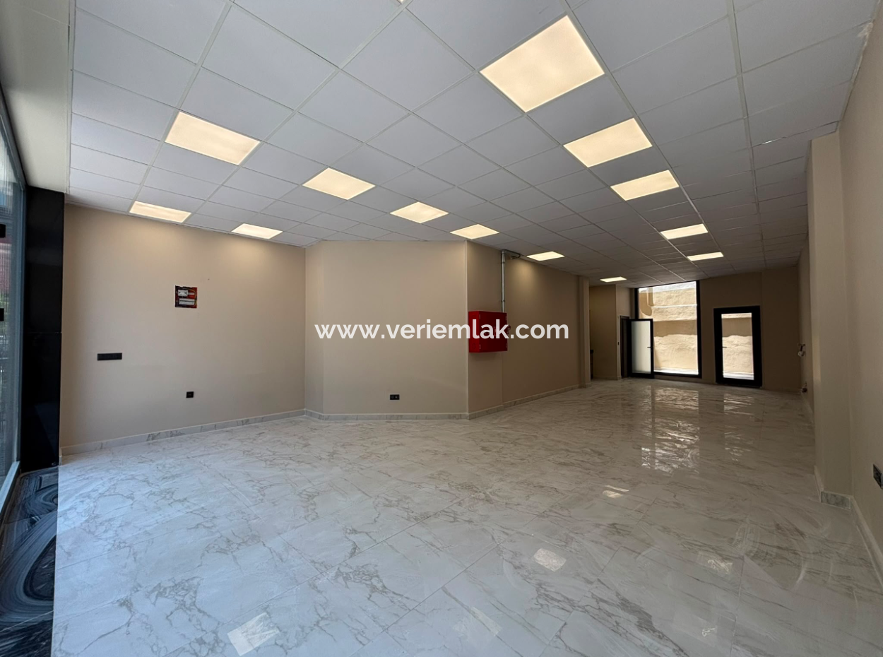 Alsancakswiss Hotel Karşisinda70M2 Free Shop For Rent With Net Wc