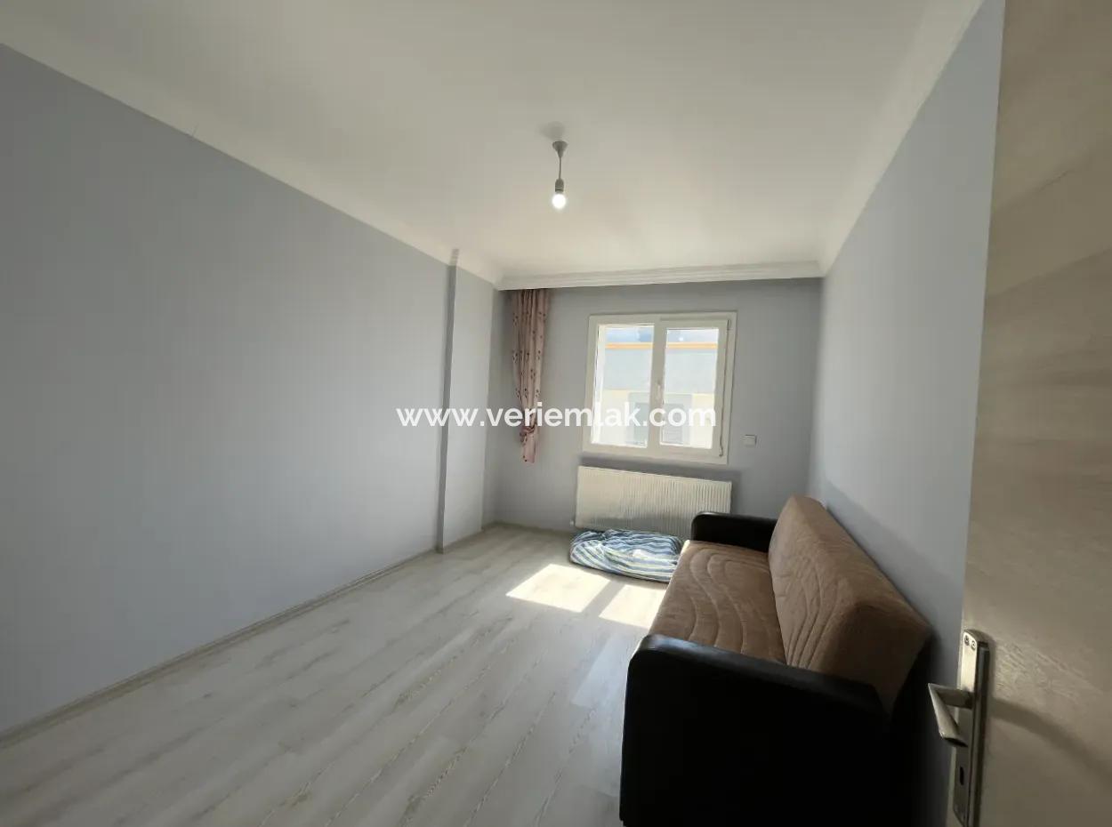 2 1 Flat For Rent In Seferihisar Çolak İbrahim Bey Neighborhood – Comfortable And Central Life!