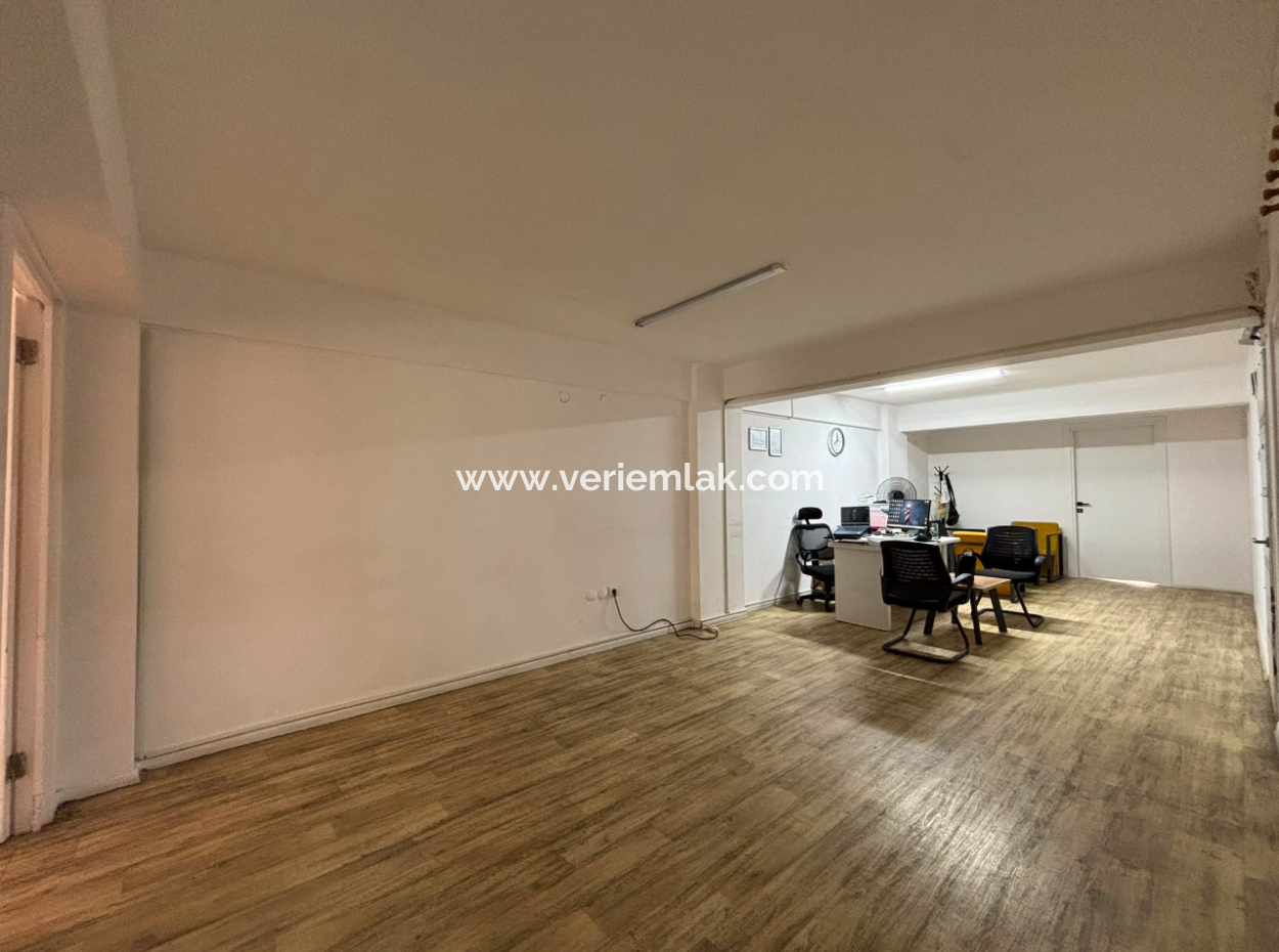 Alsancak Cyprus Martyrs 1St Floor 1 1 110M2 Office/Workplace For Rent