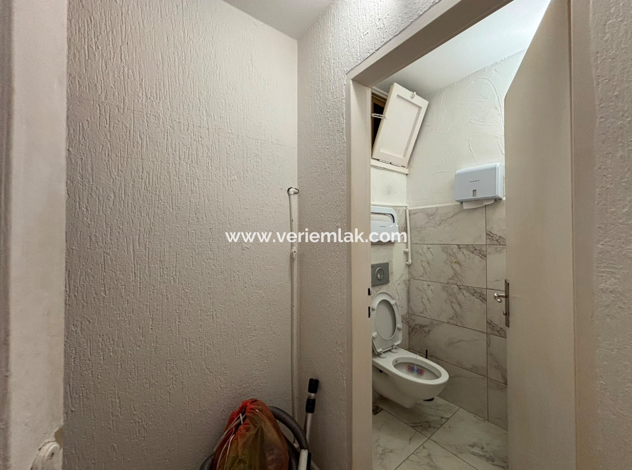 Alsancak Cyprus Martyrs 1St Floor 1 1 110M2 Office/Workplace For Rent