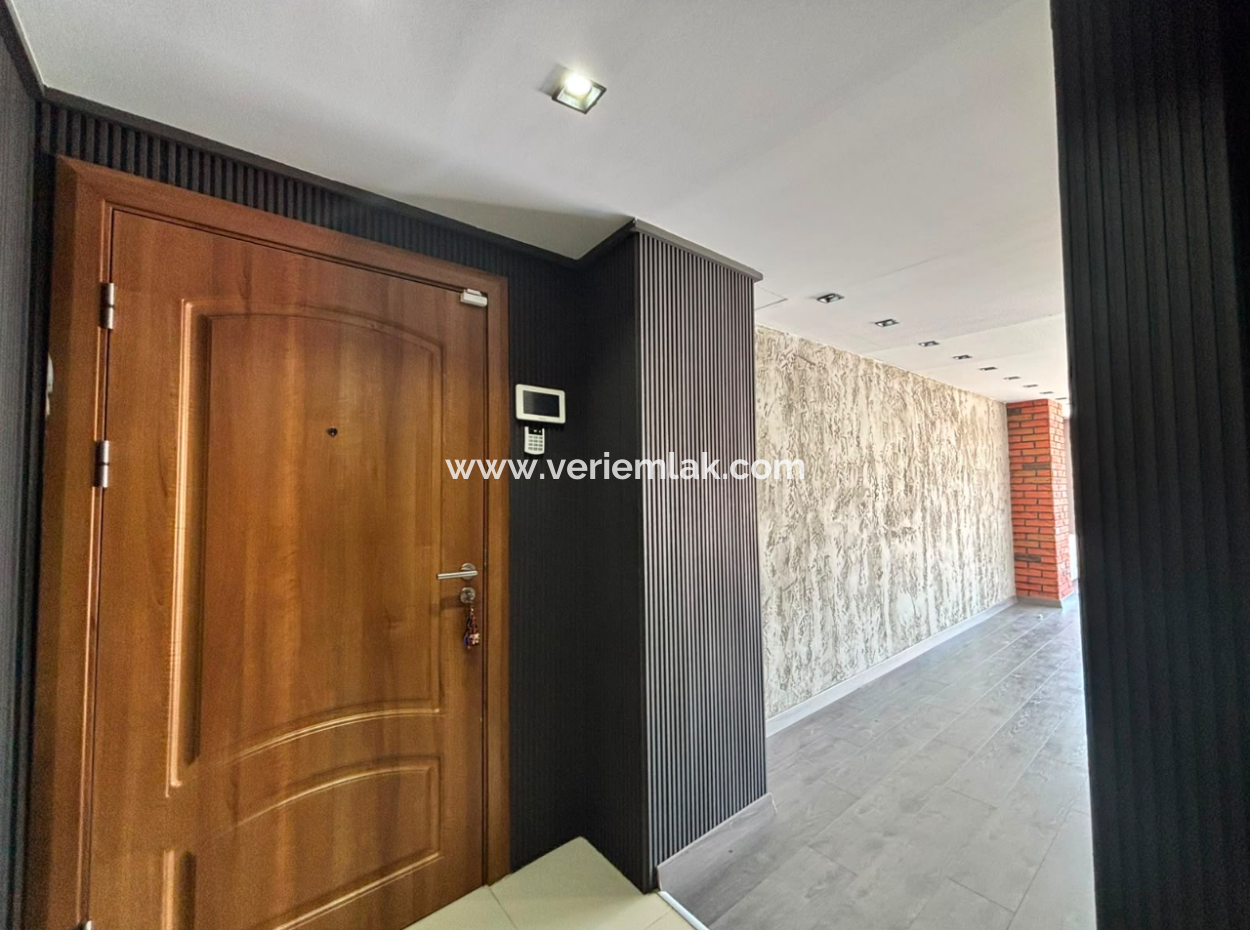 7Th Floor 410M2 Terrace 3 1 Flat For Rent With Sea View In Alsancak Republic Square!