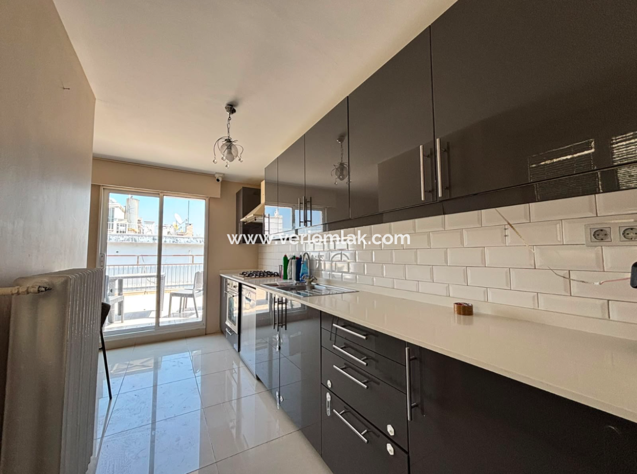 7Th Floor 410M2 Terrace 3 1 Flat For Rent With Sea View In Alsancak Republic Square!