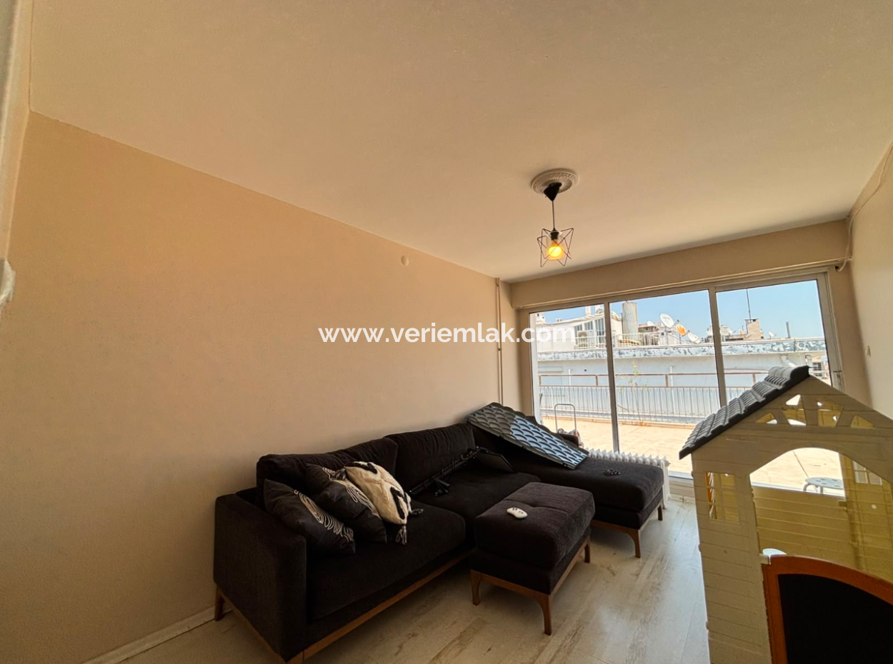 7Th Floor 410M2 Terrace 3 1 Flat For Rent With Sea View In Alsancak Republic Square!