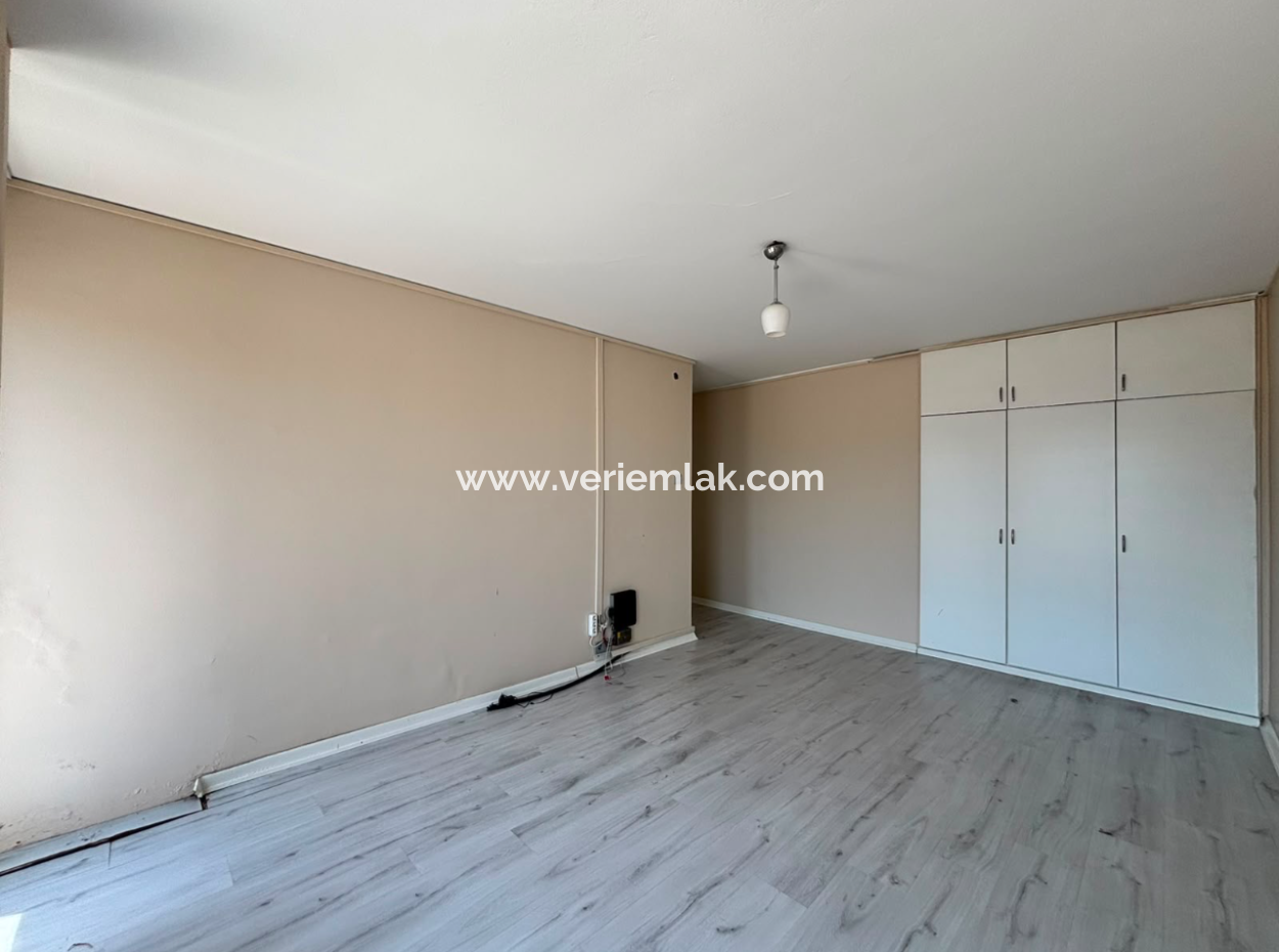 7Th Floor 410M2 Terrace 3 1 Flat For Rent With Sea View In Alsancak Republic Square!