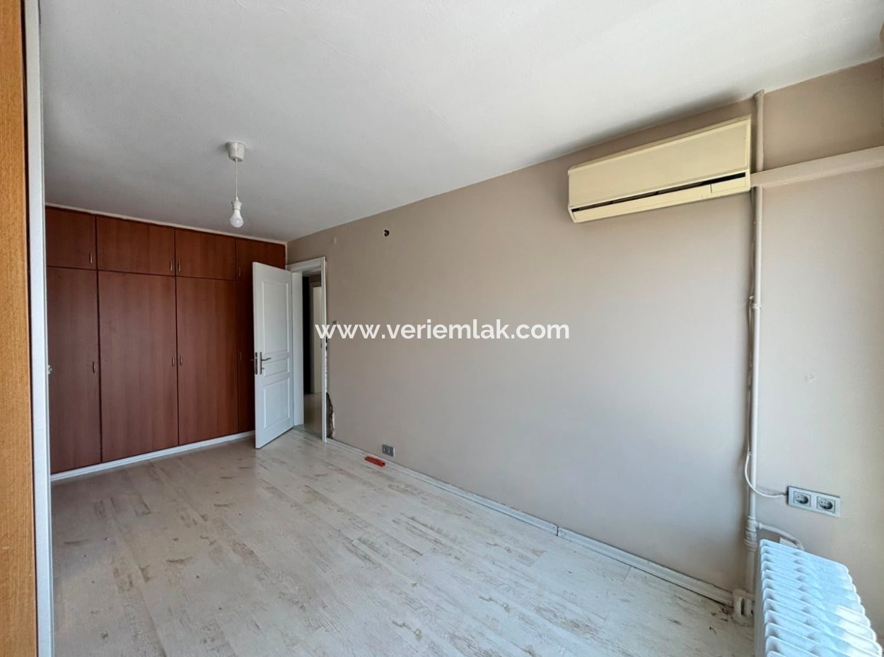 7Th Floor 410M2 Terrace 3 1 Flat For Rent With Sea View In Alsancak Republic Square!