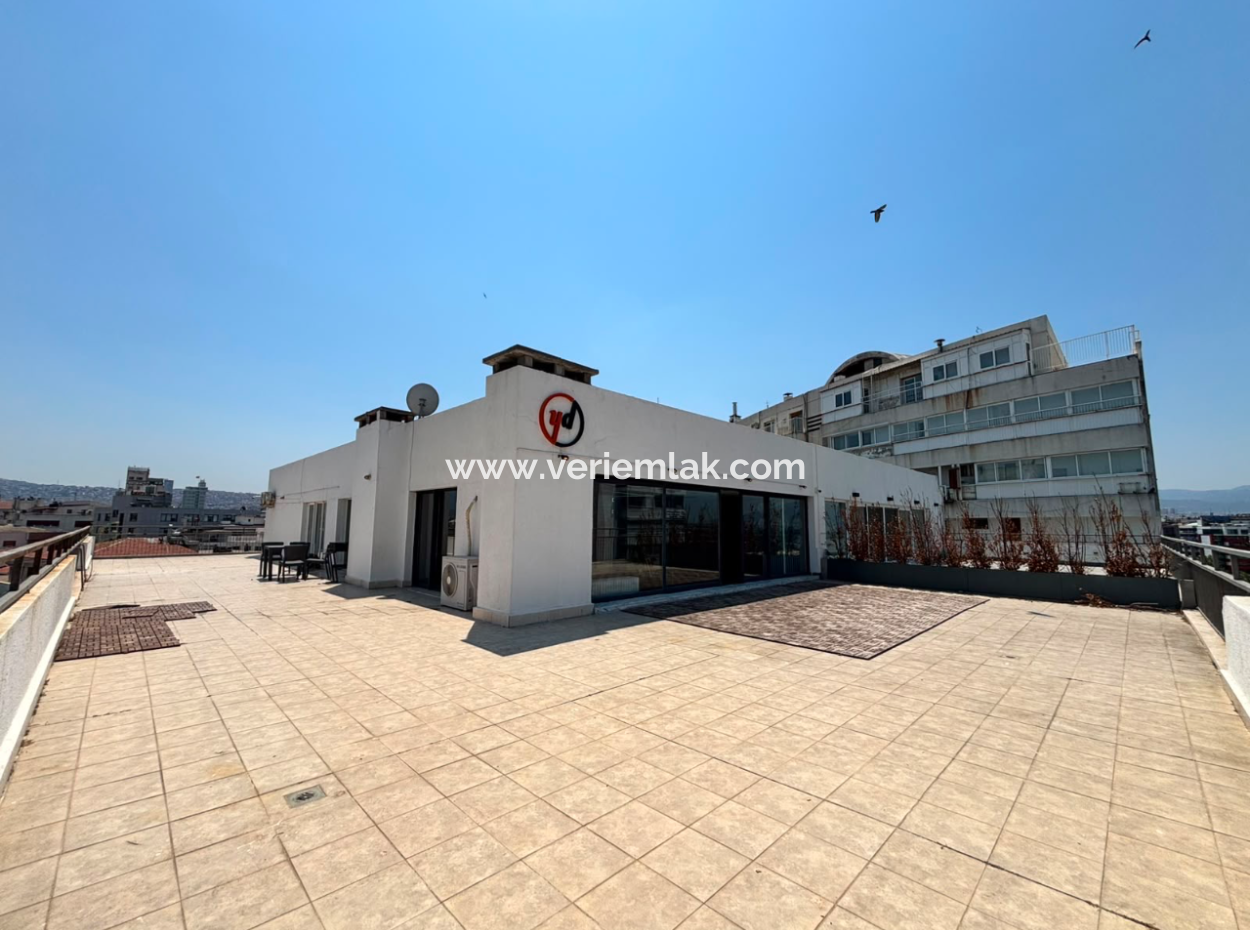 7Th Floor 410M2 Terrace 3 1 Flat For Rent With Sea View In Alsancak Republic Square!