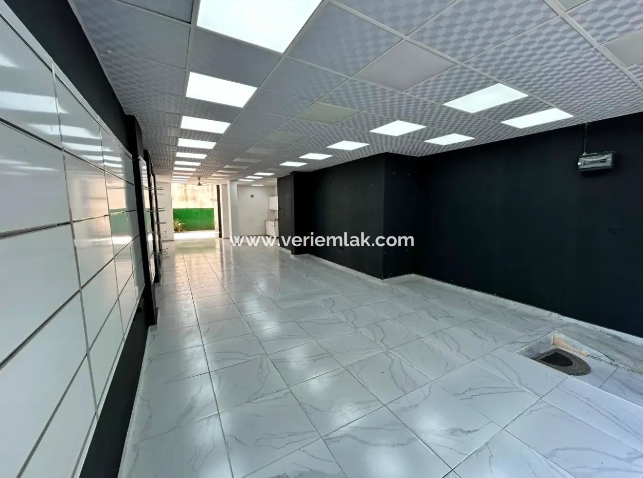 100M2 Shop With Garden On Main Street Near The Fair Republic Gate