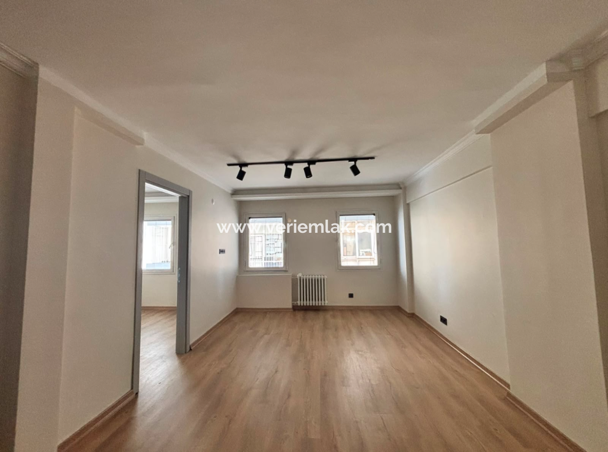 Flat For Sale Opposite Alsancak Dünyagöz Hospital Without Cost!