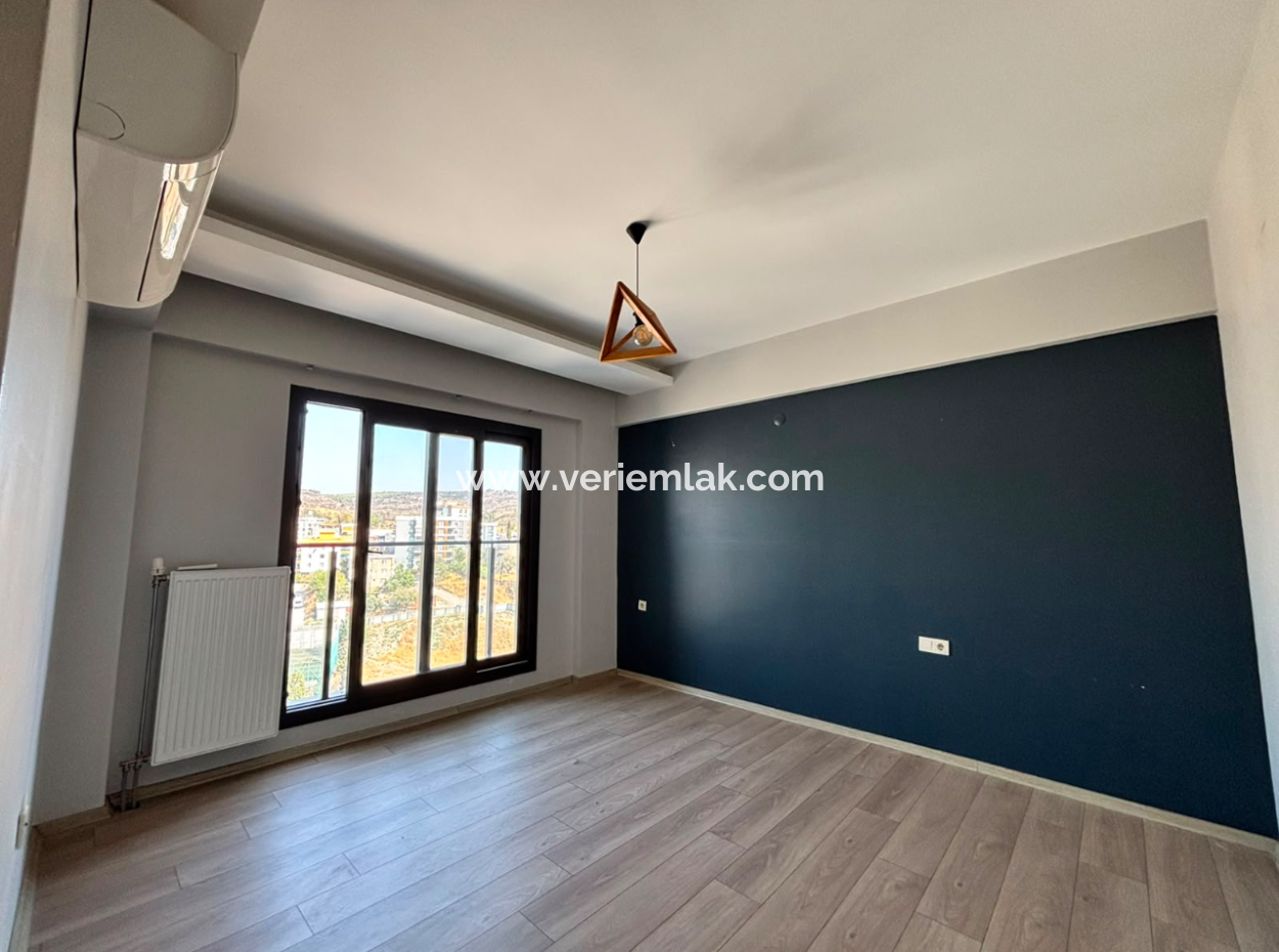 Buca Dasif Concept Corner 13Th Floor 3 1 Flat For Rent With En-Suite Bathroom!