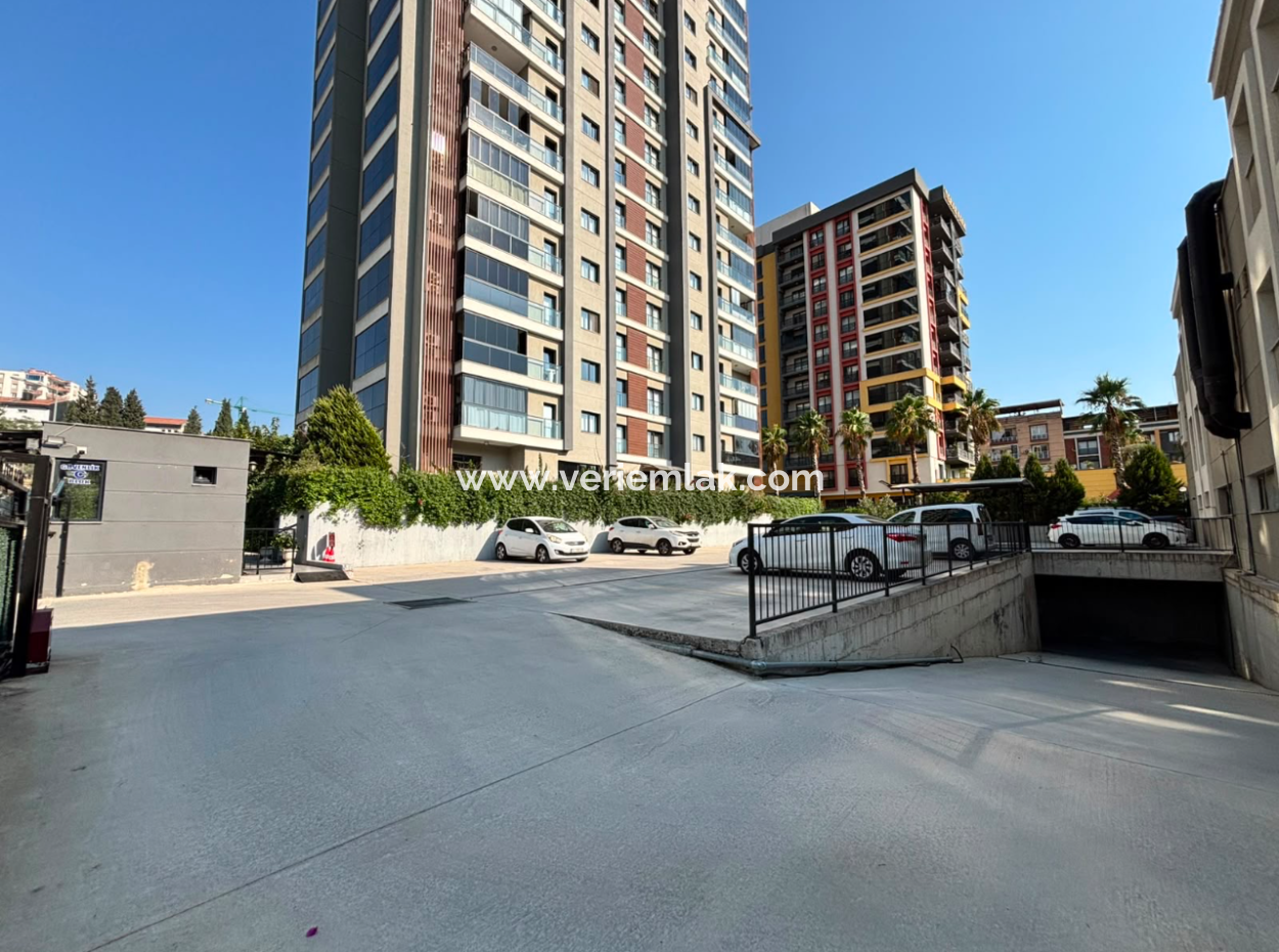 Buca Dasif Concept Corner 13Th Floor 3 1 Flat For Rent With En-Suite Bathroom!