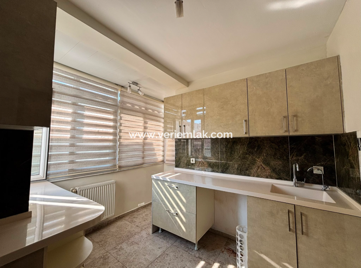 2 1 110M2 Well-Maintained Flat For Rent Near Alsancak Tevfik Fikret!