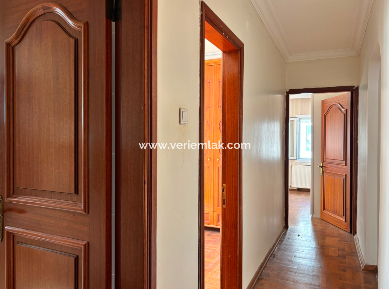 2 1 110M2 Well-Maintained Flat For Rent Near Alsancak Tevfik Fikret!