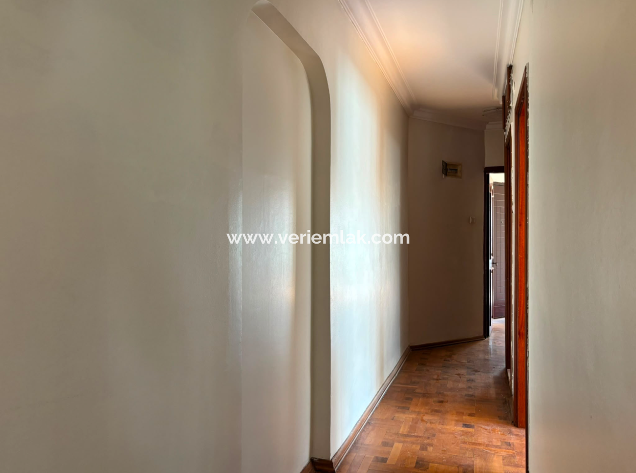2 1 110M2 Well-Maintained Flat For Rent Near Alsancak Tevfik Fikret!