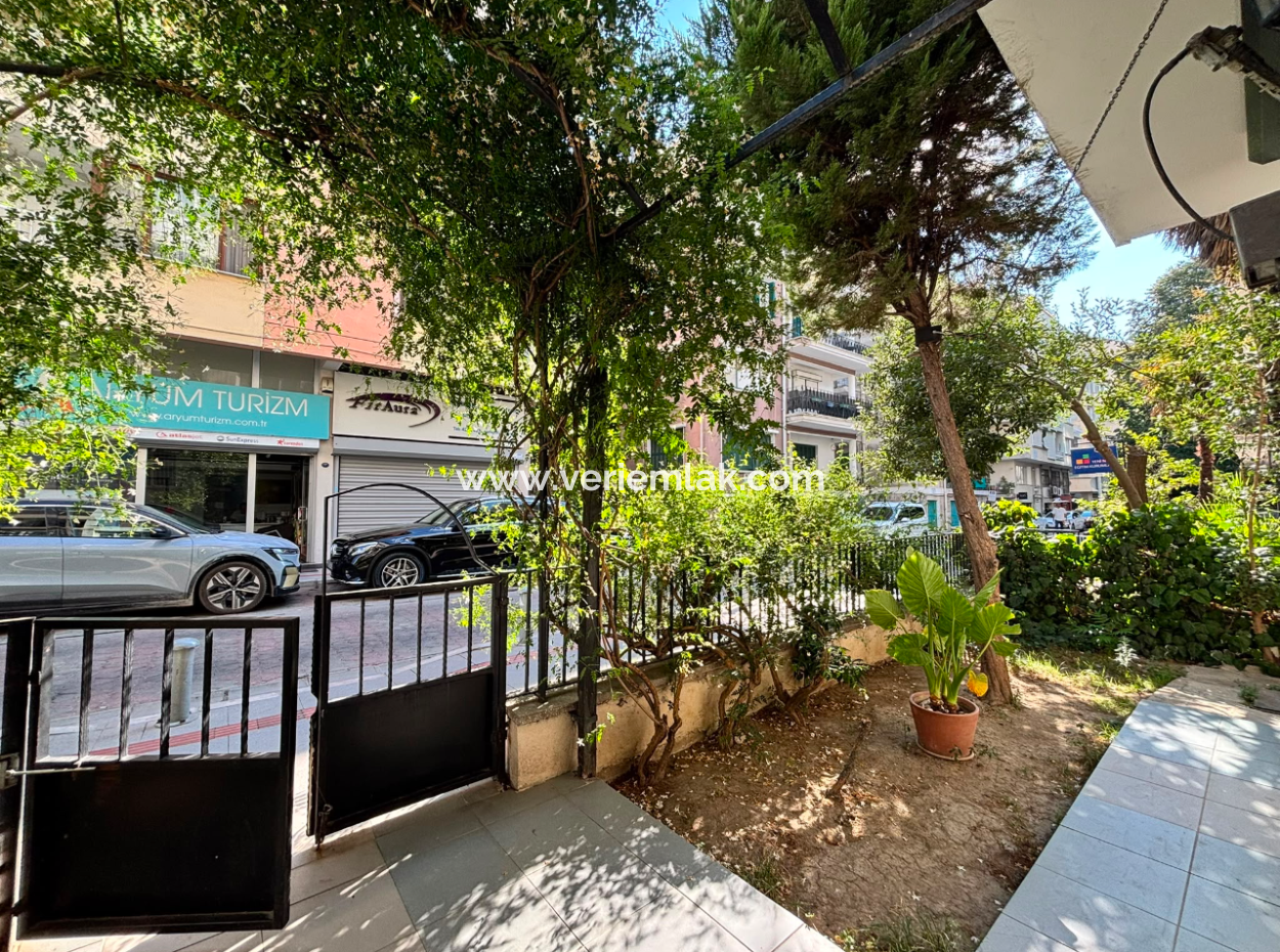 2 1 110M2 Well-Maintained Flat For Rent Near Alsancak Tevfik Fikret!