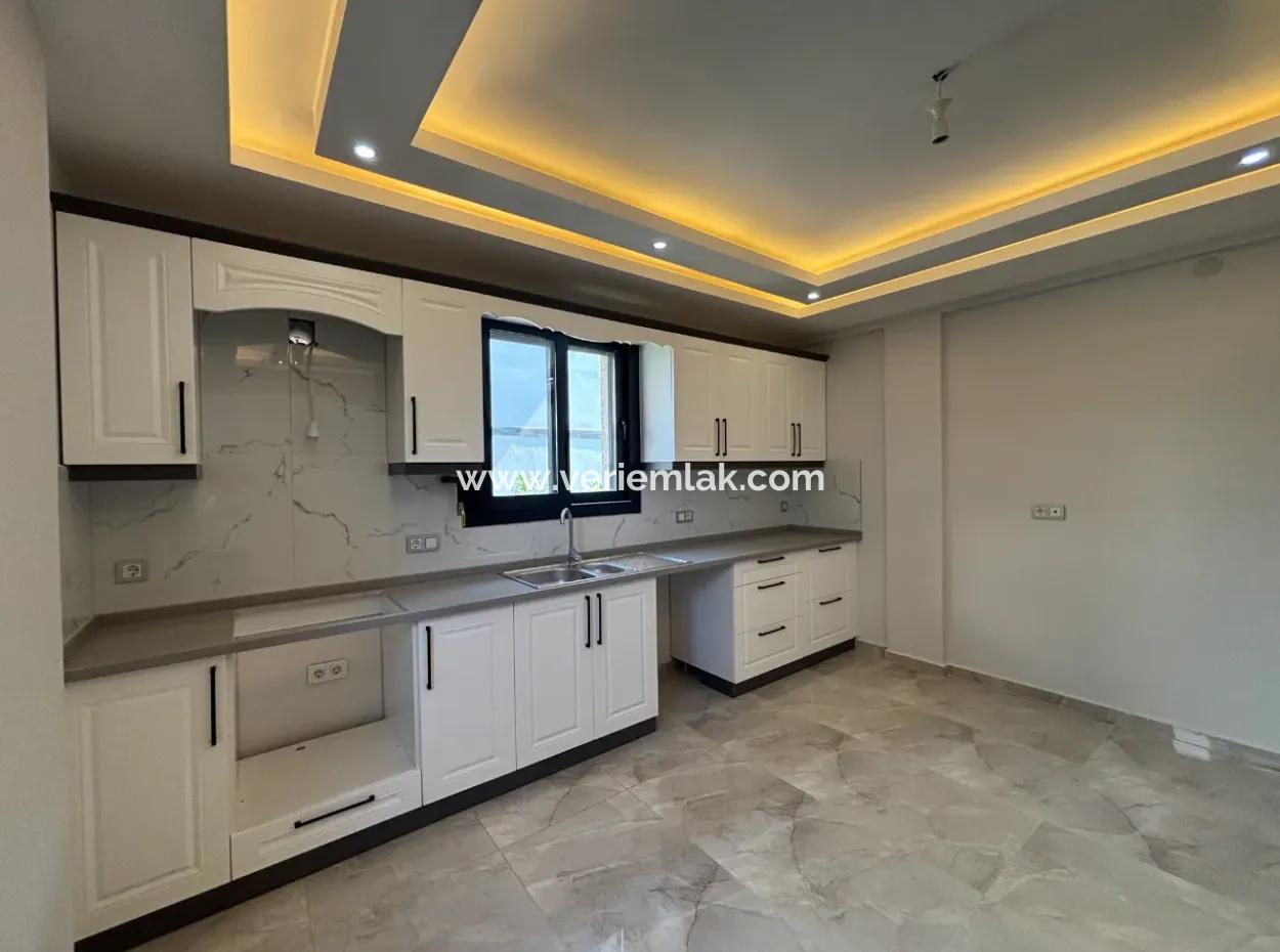 Private Villa For Sale In The Villas Area In The City Center Of Seferihisar