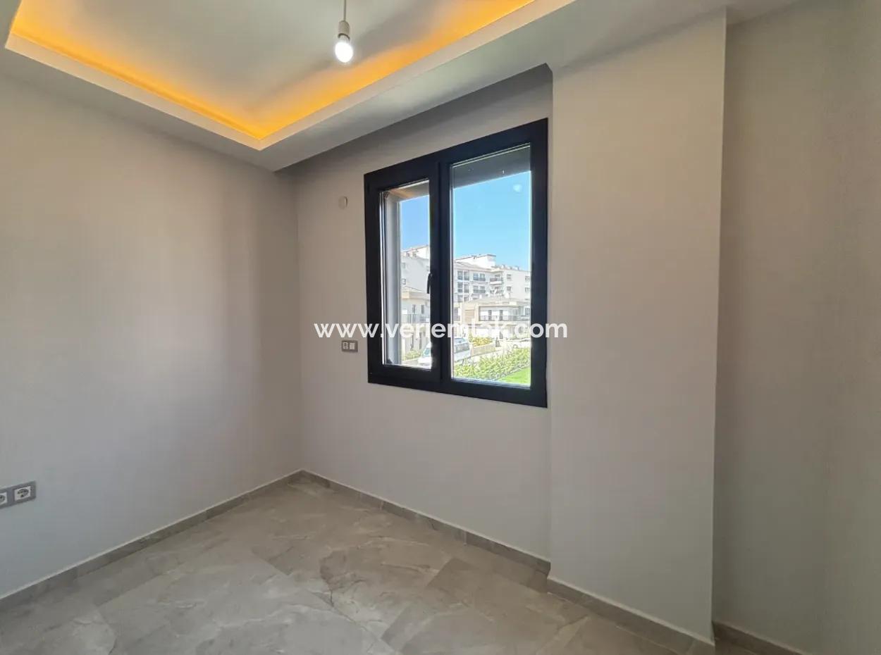 Private Villa For Sale In The Villas Area In The City Center Of Seferihisar