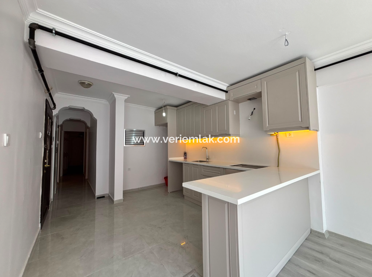 3 1 American Kitchen On Alsancak Cumhuriyet Boulevard Is Ready For Rent Both As An Office And As An Apartment, Where You Can Move Immediately.