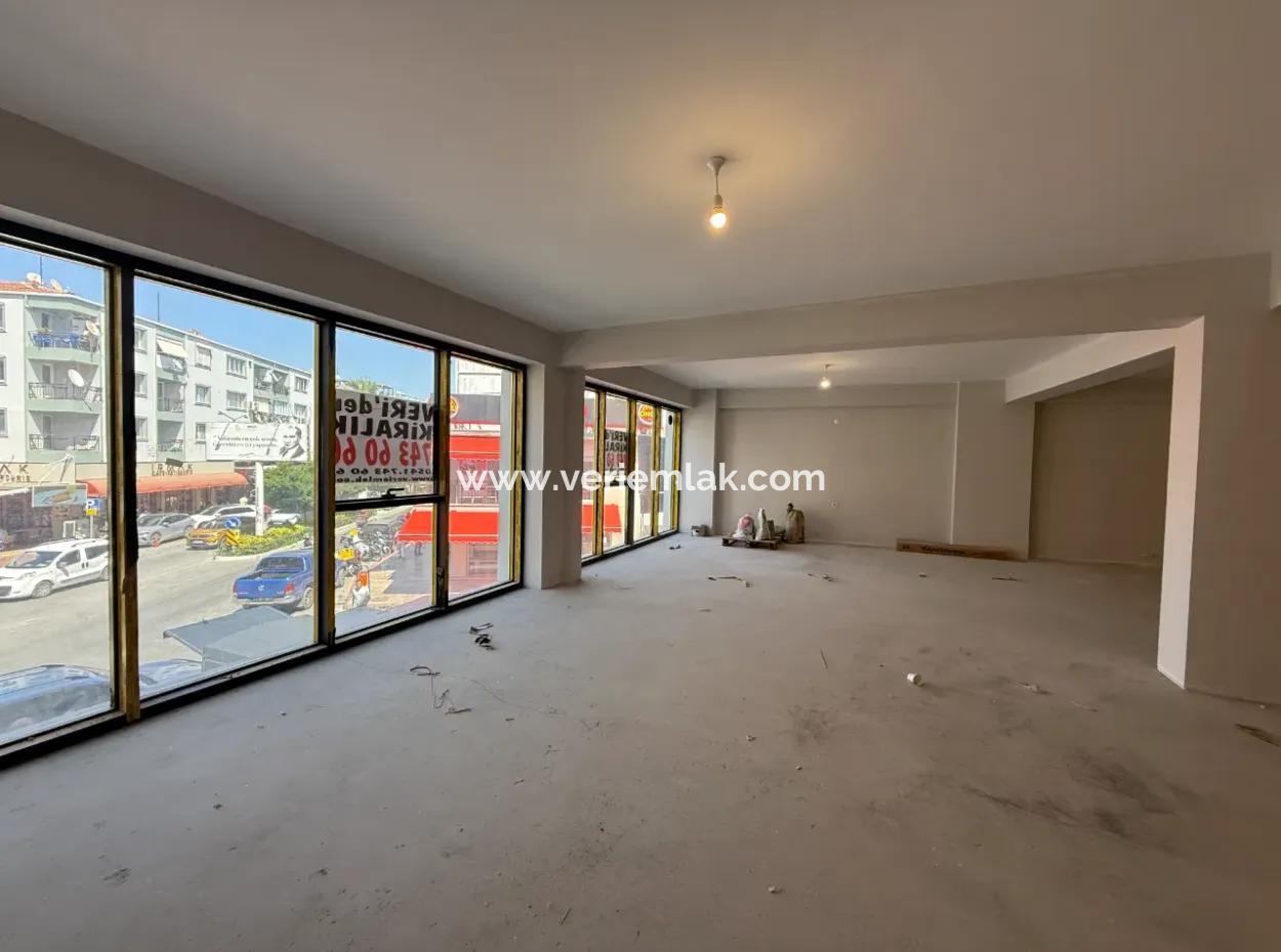 500 M² Duplex Commercial Area In A Prestigious Location In Seferihisar Bazaar Center