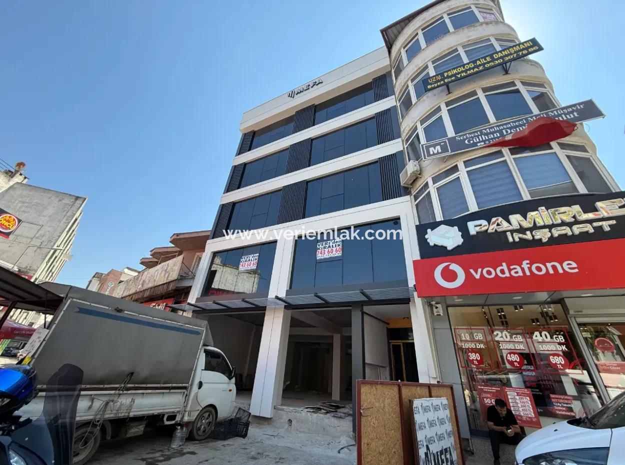 500 M² Duplex Commercial Area In A Prestigious Location In Seferihisar Bazaar Center