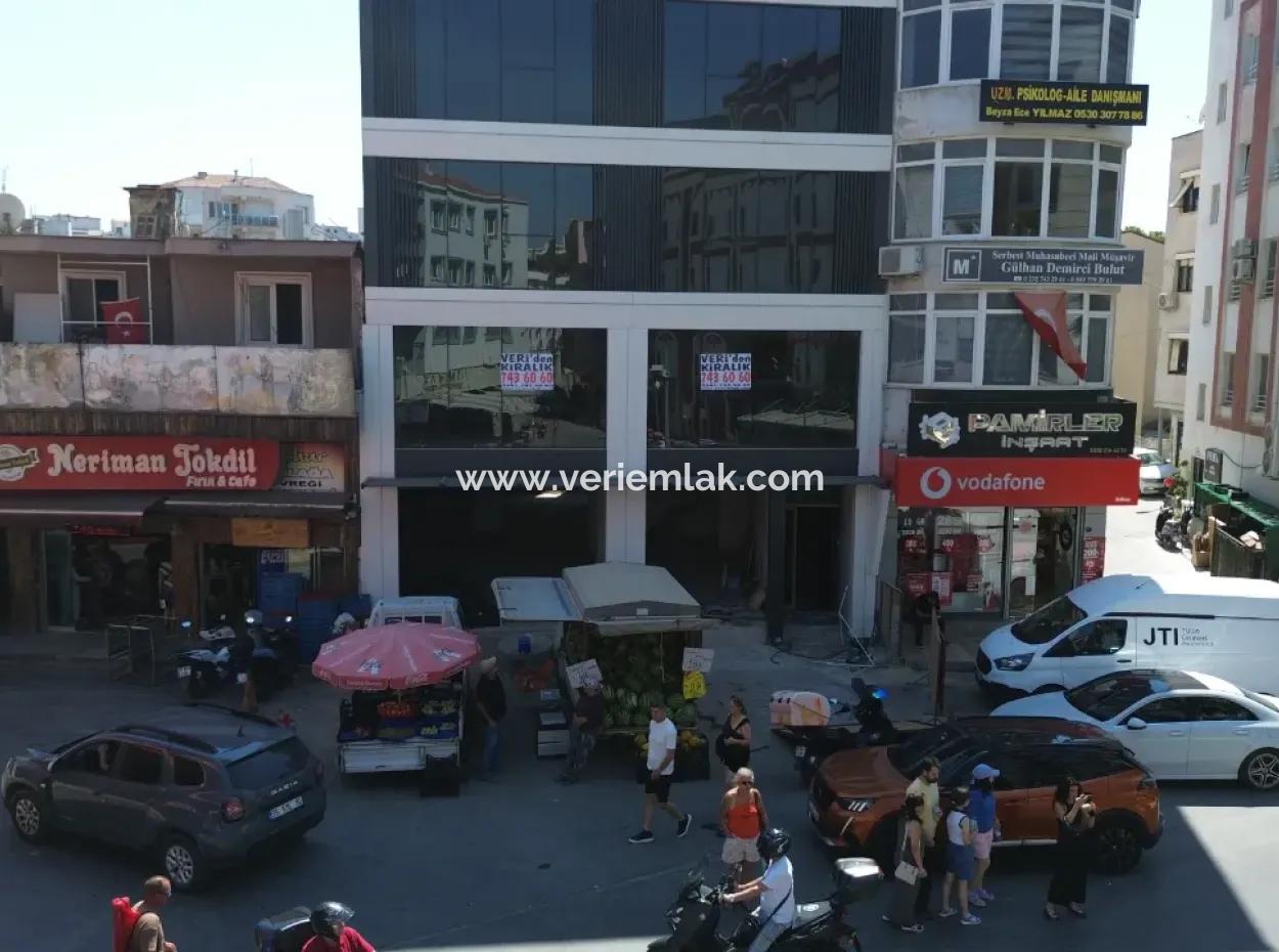 500 M² Duplex Commercial Area In A Prestigious Location In Seferihisar Bazaar Center
