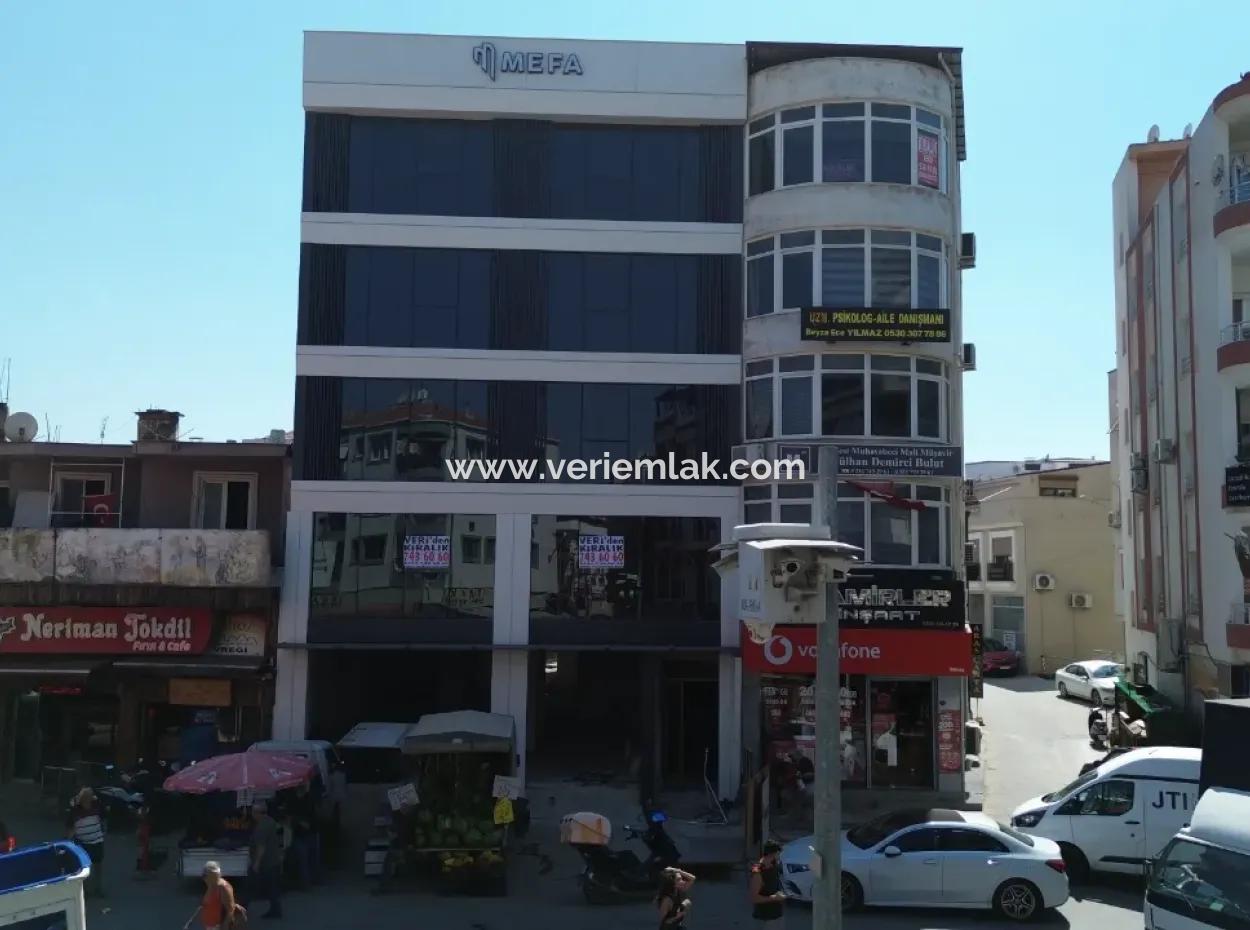 500 M² Duplex Commercial Area In A Prestigious Location In Seferihisar Bazaar Center
