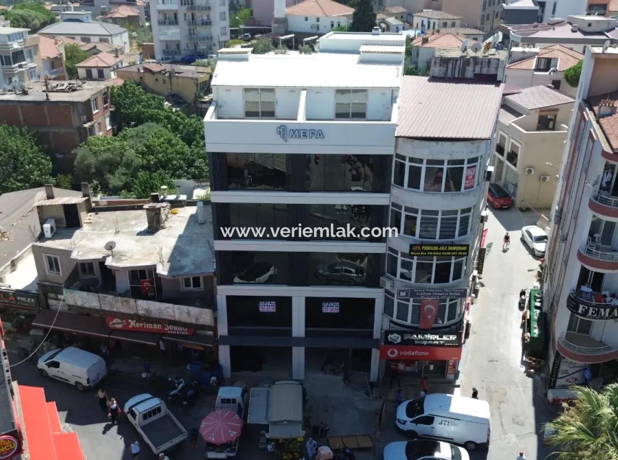 500 M² Duplex Commercial Area In A Prestigious Location In Seferihisar Bazaar Center