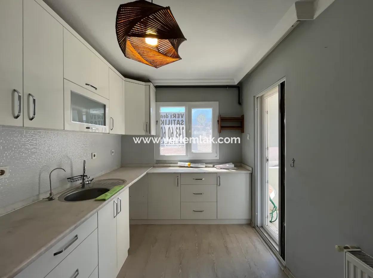 Centrally Located 2 1 Double Balcony Apartment In The Heart Of Narlidere