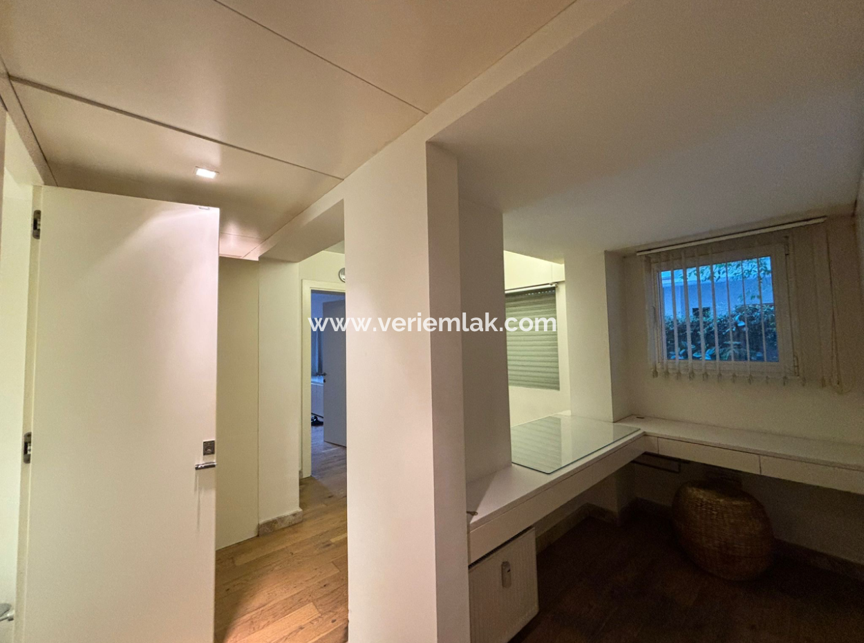 1 1 70M2 Concept Flat For Rent With Shutters On Alsancak Libas Street