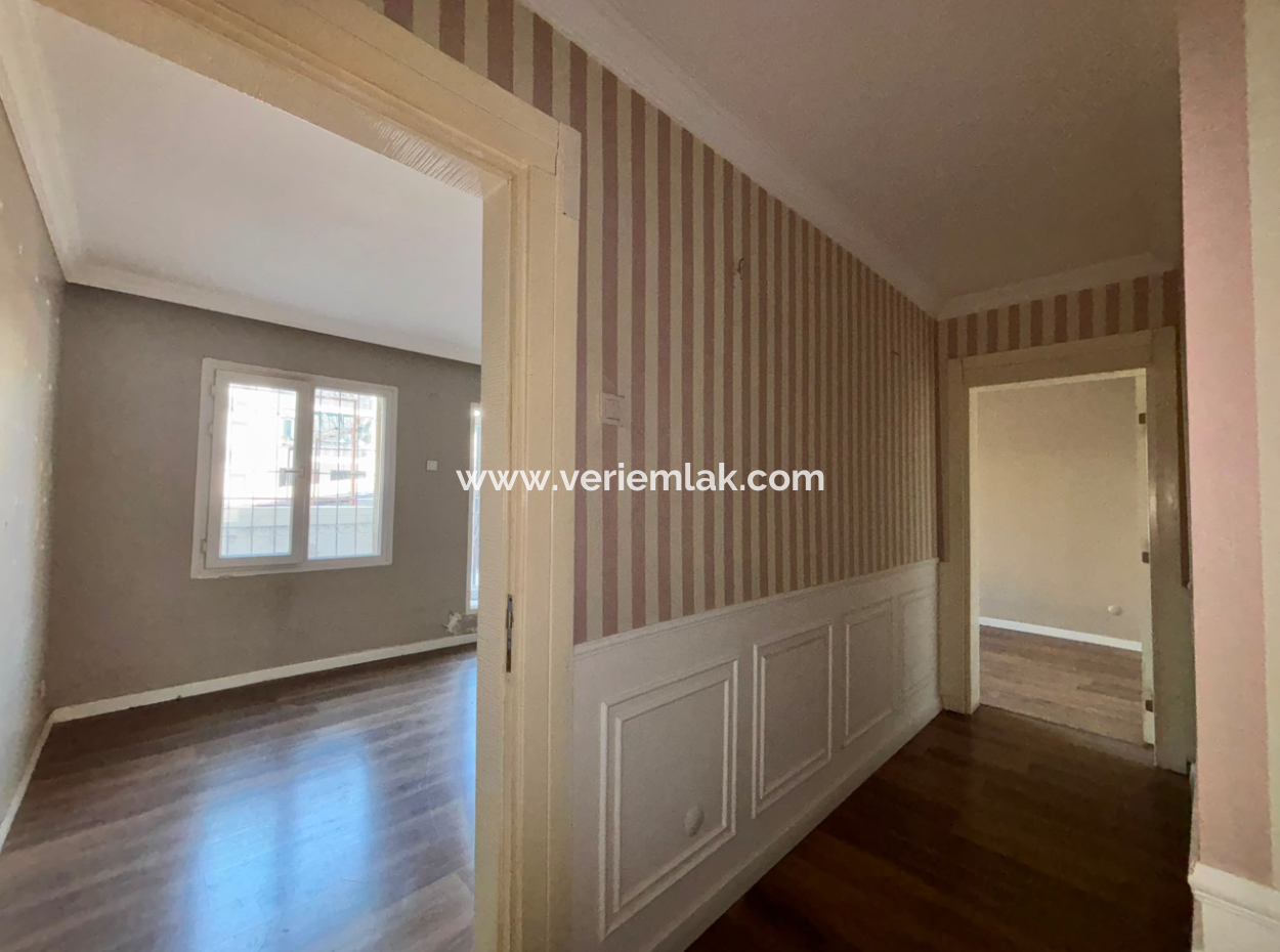 1St Floor 3 1 120M2 Well-Maintained Business For Rent In Alsancak Cyprus Martyrs