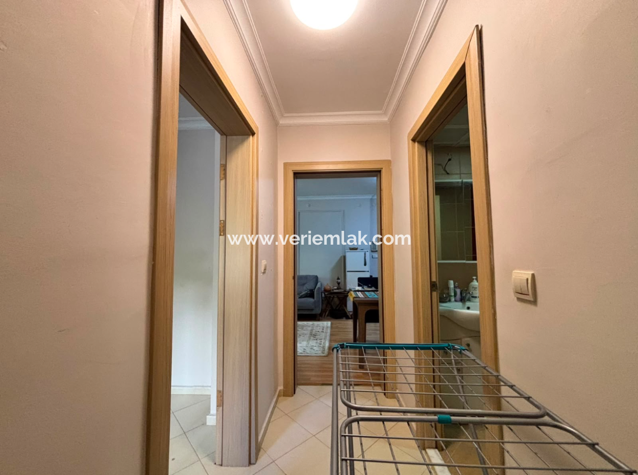 1.Floor 1 1 65M2 Secure Flat For Rent In Karşiyaka High Valley!