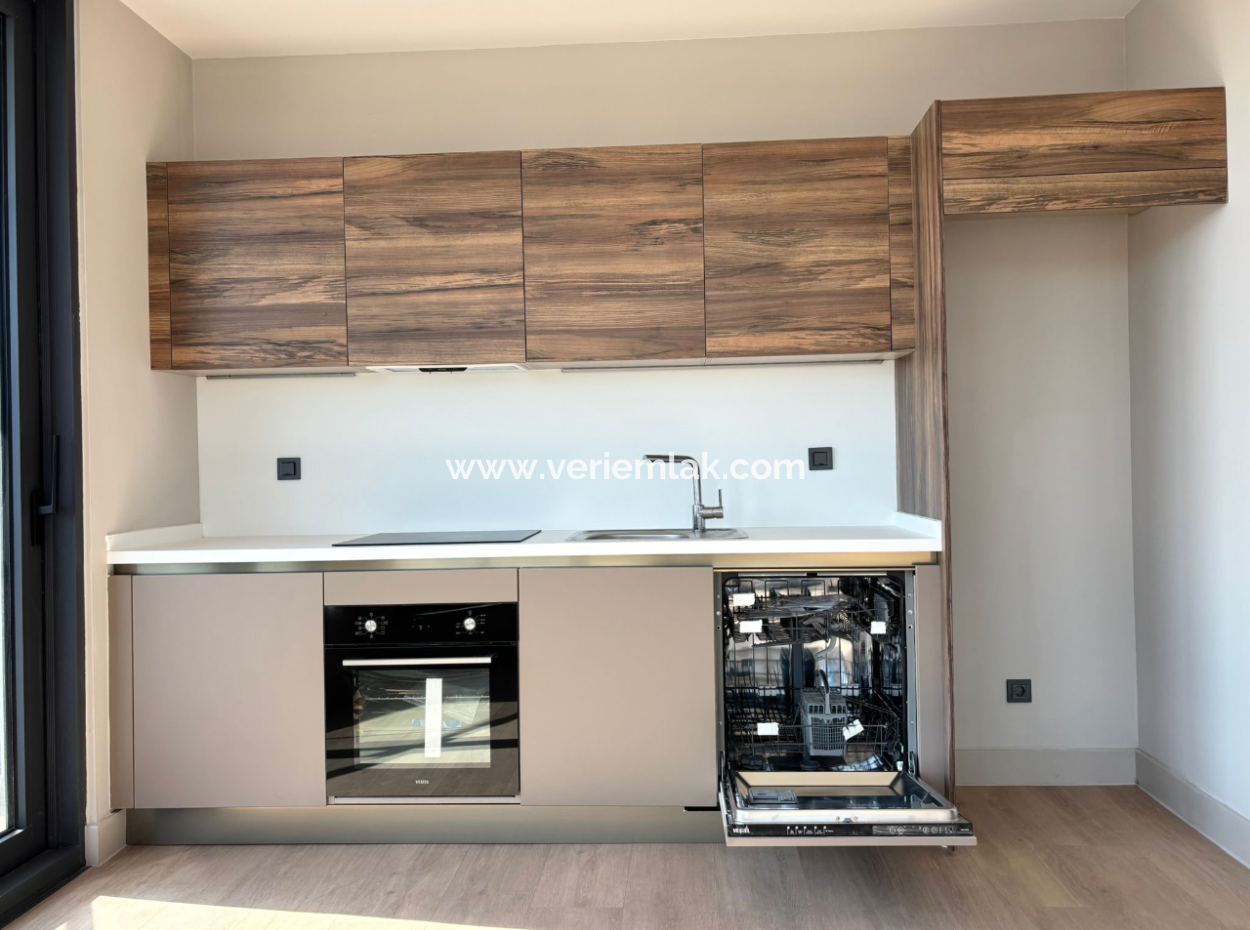 Alsancak Evora Project 22Nd Floor 1 1 Corner City View Flat For Rent!
