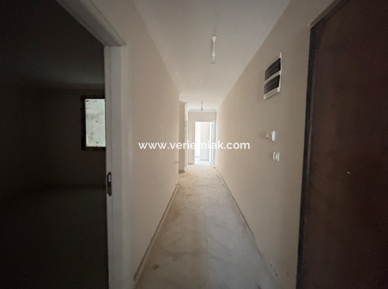 3 1 Flats For Sale Near Seferihisar Courthouse And Hospital