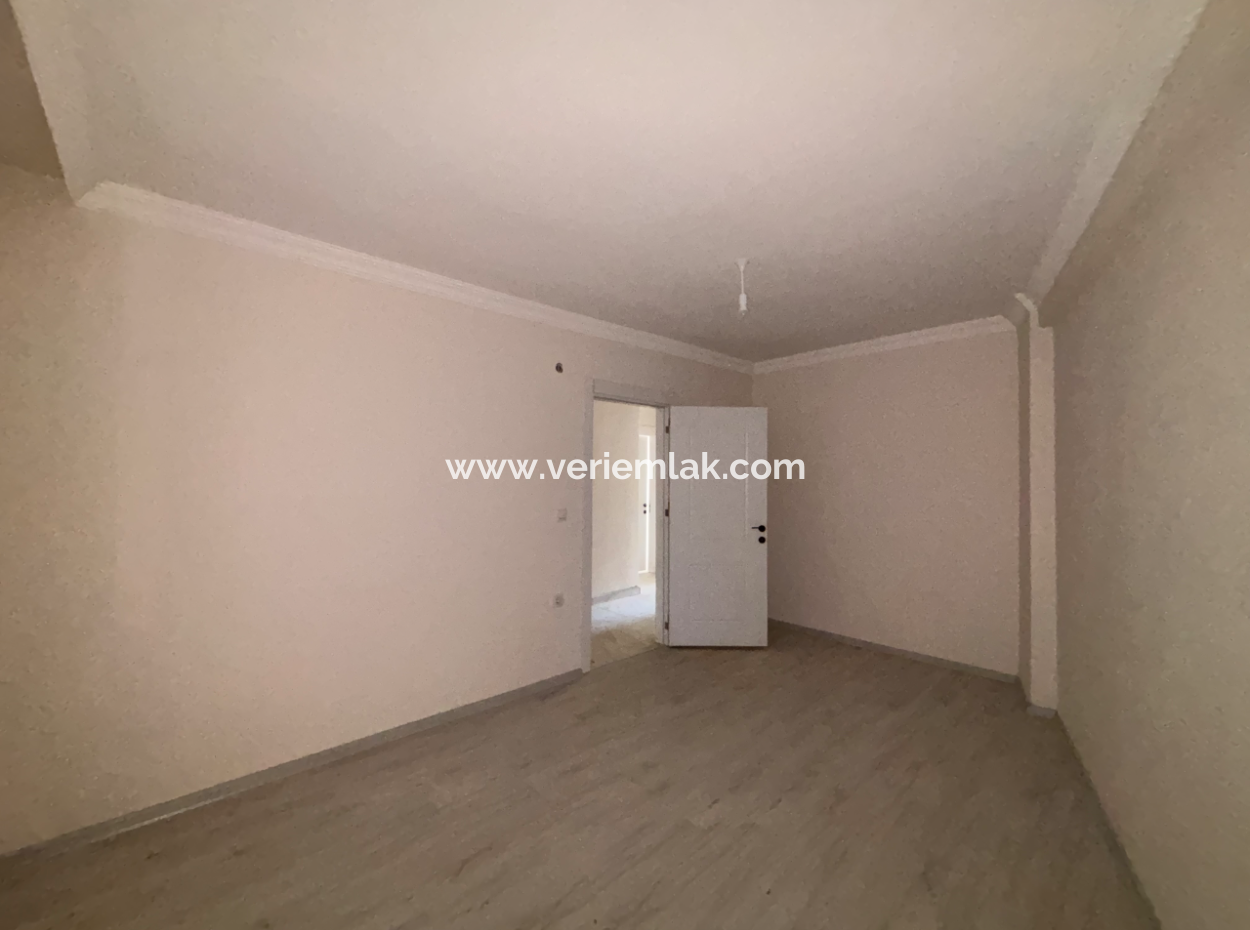 3 1 Flats For Sale Near Seferihisar Courthouse And Hospital