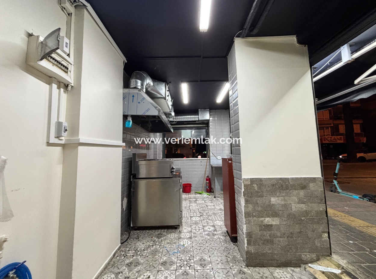 Corner Shop For Rent With Wc And Chimney On Alsancak Talatpaşa Boulevard!