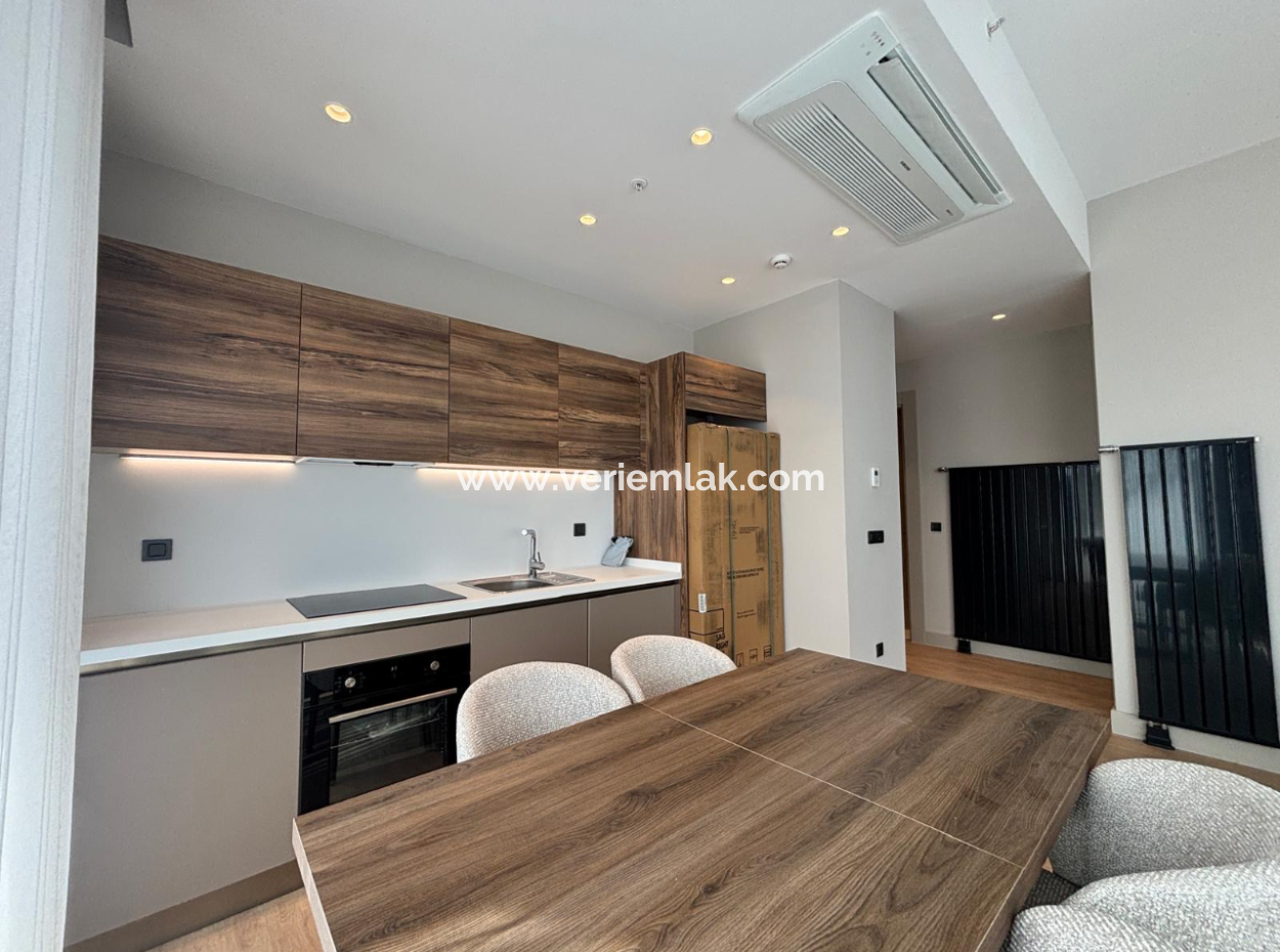 Alsancak Evora Project 19Th Floor 1 1 Zero Furnished Corner Flat For Rent!