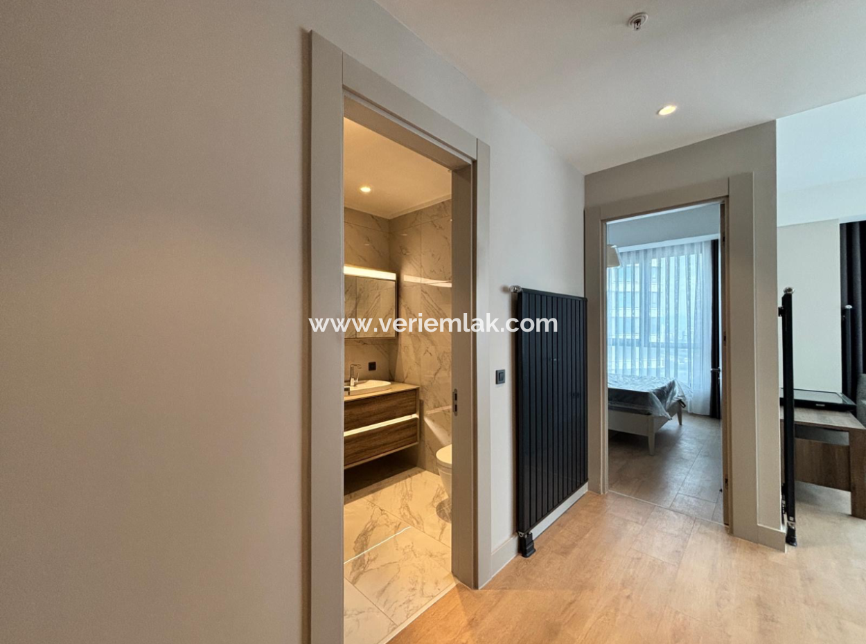 Alsancak Evora Project 19Th Floor 1 1 Zero Furnished Corner Flat For Rent!