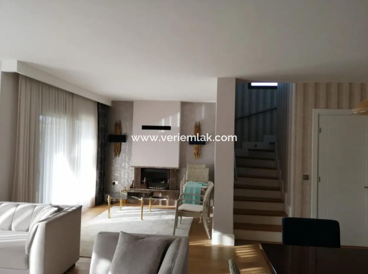 Urla Megapolis Houses, Both Away From The City And Close To The Center!