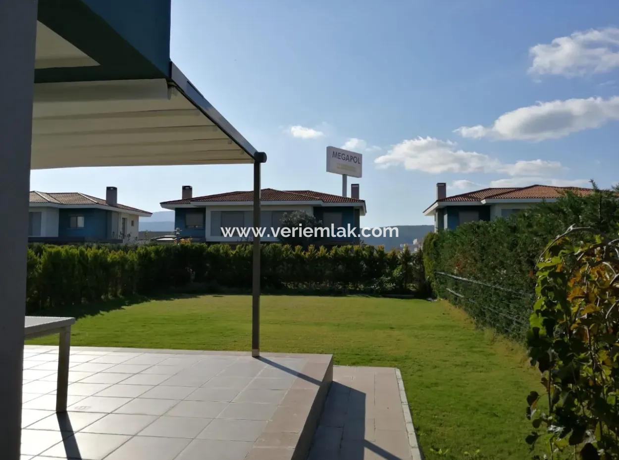 Urla Megapolis Houses, Both Away From The City And Close To The Center!