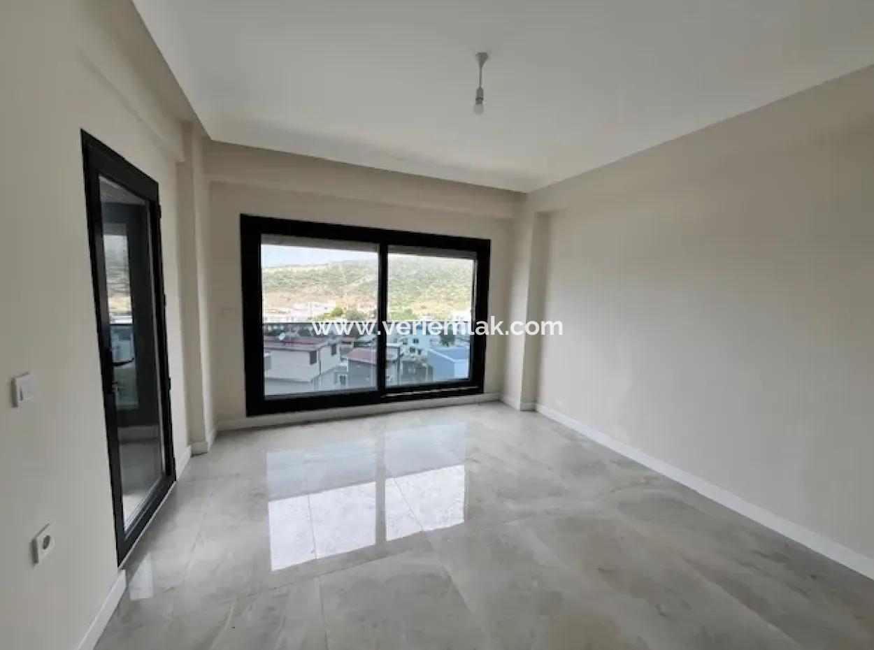 Villa For Sale In Girlen District, Seferihisar Sığacık